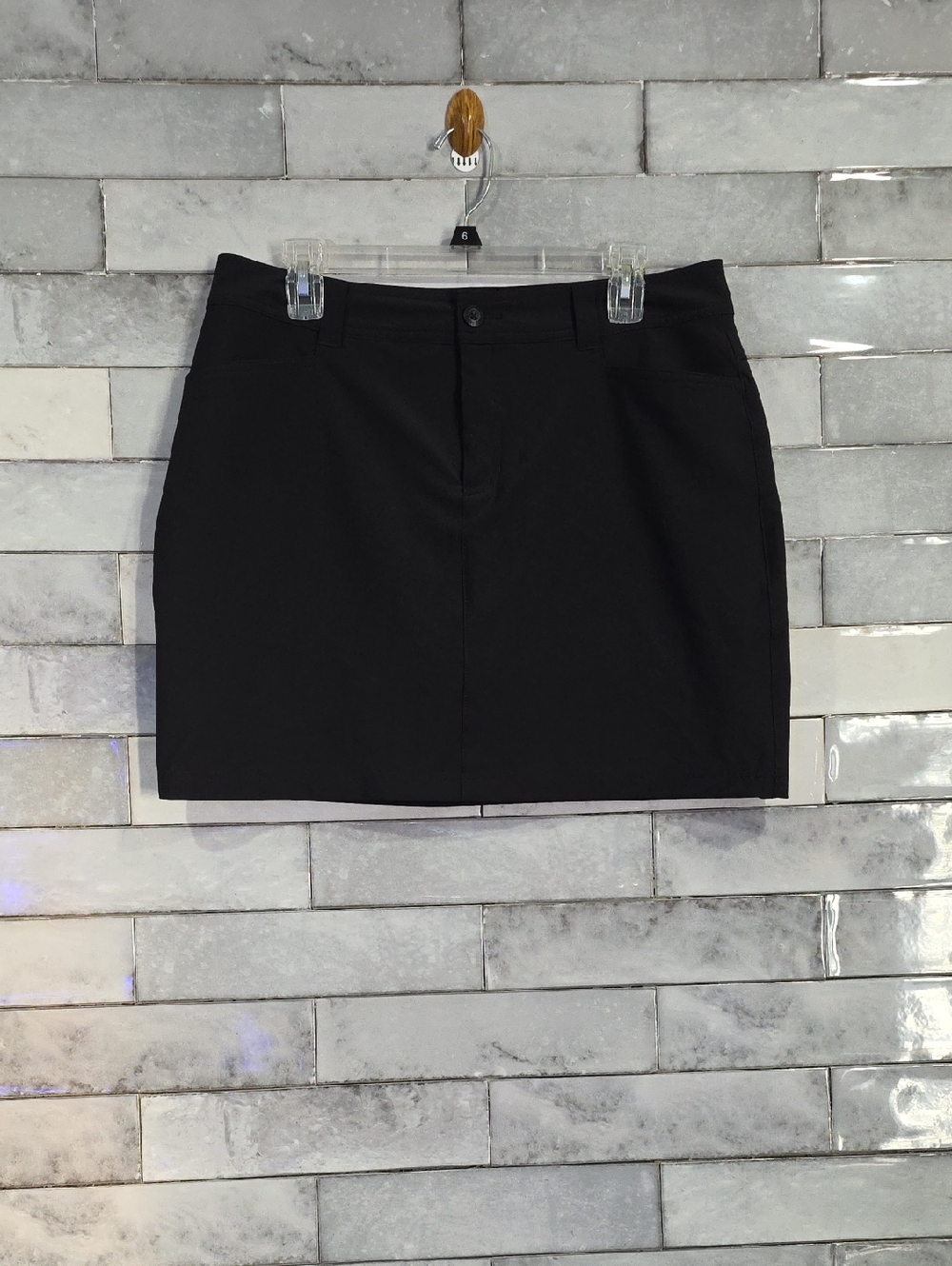 Eddie Bauer Black Skort/Skirt with Shorts Size 10